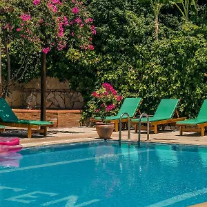 3* Apartahotel Ten Apart Hotel